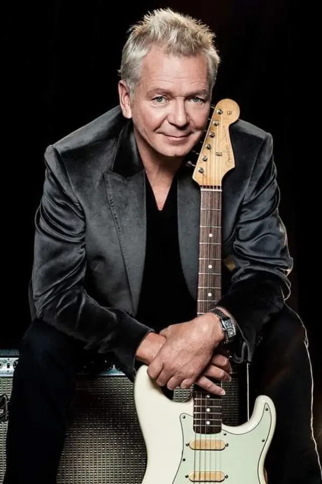 Zdjęcie Iva Davies
