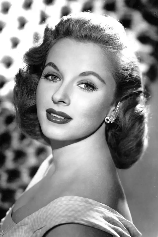 Zdjęcie  (Mary Costa)
