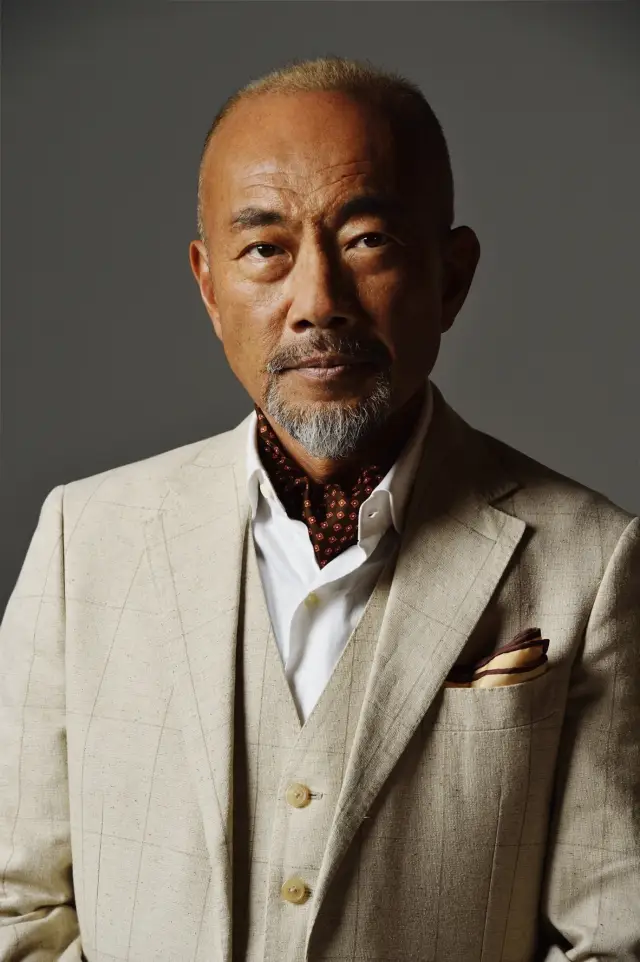Zdjęcie Naoto Takenaka