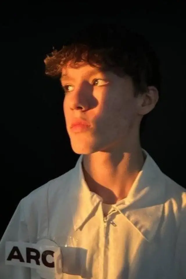 Zdjęcie  (Luca Maysen James)