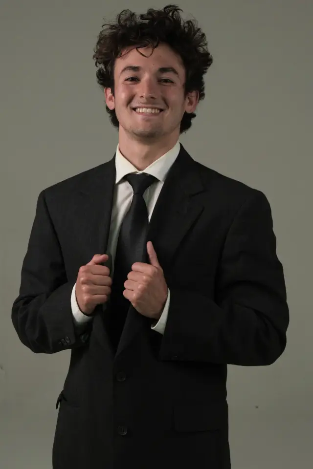 Zdjęcie  (Chris J. Lopez)