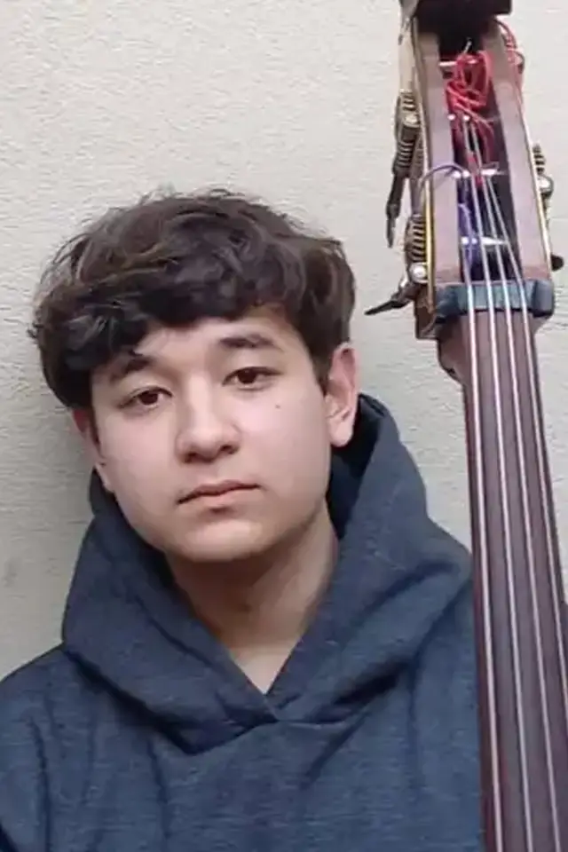 Zdjęcie  (Kenji Sinyasiki)