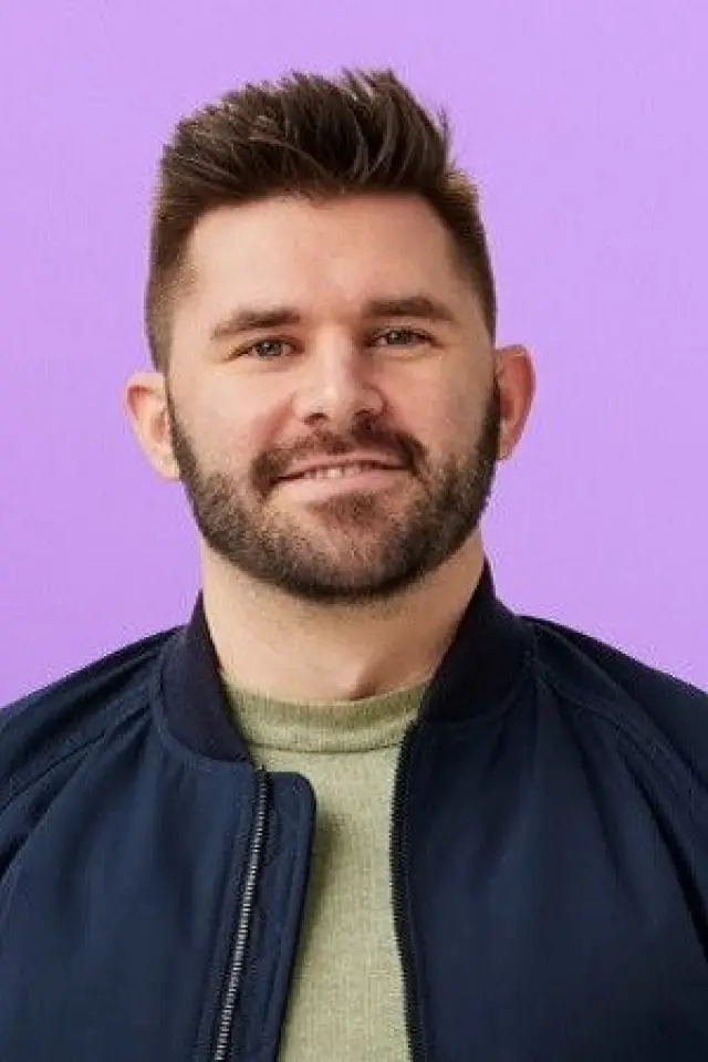 Zdjęcie  (Connor Spies)