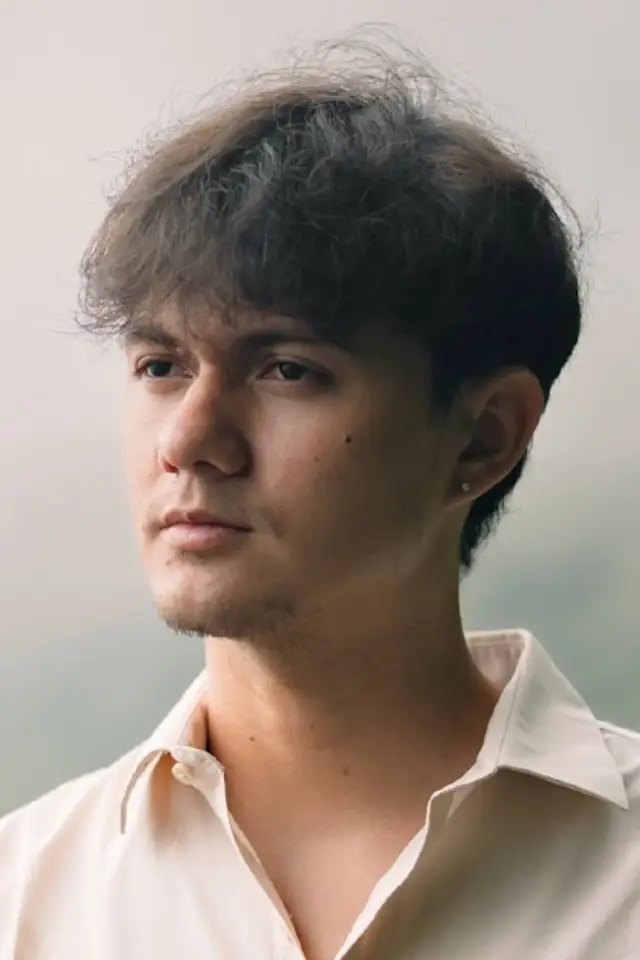 Zdjęcie  (Paul Aro)