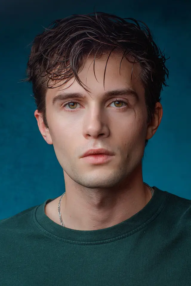 Zdjęcie  (Zachary Shadrin)