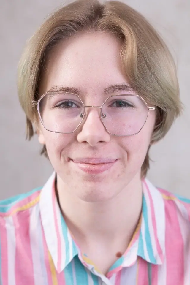 Zdjęcie  (Kit Weller)