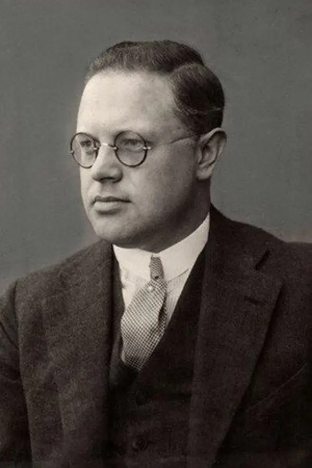 Zdjęcie  (Carl Romme)