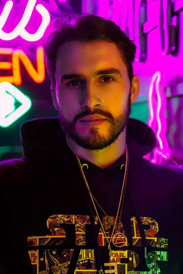 Zdjęcie  (Roman Honcharenko)