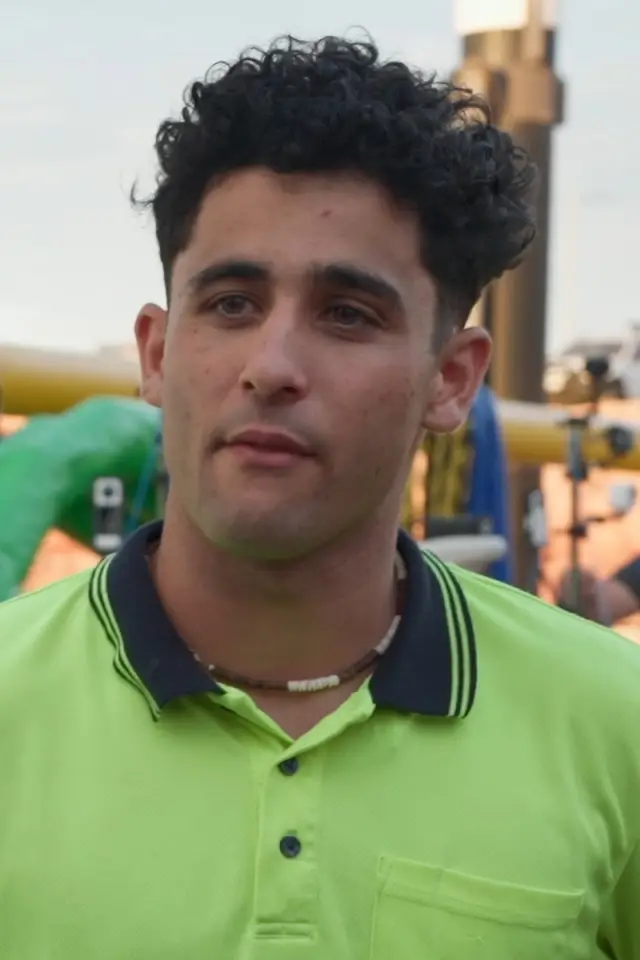 Zdjęcie  (Suren Sanai)