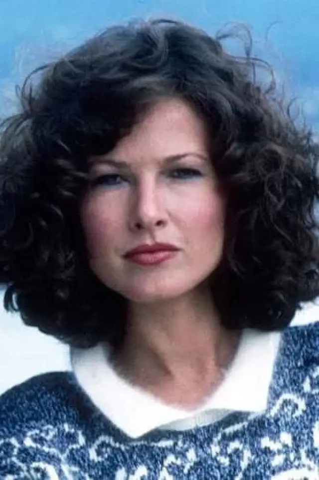 Zdjęcie  (Elyssa Davalos)