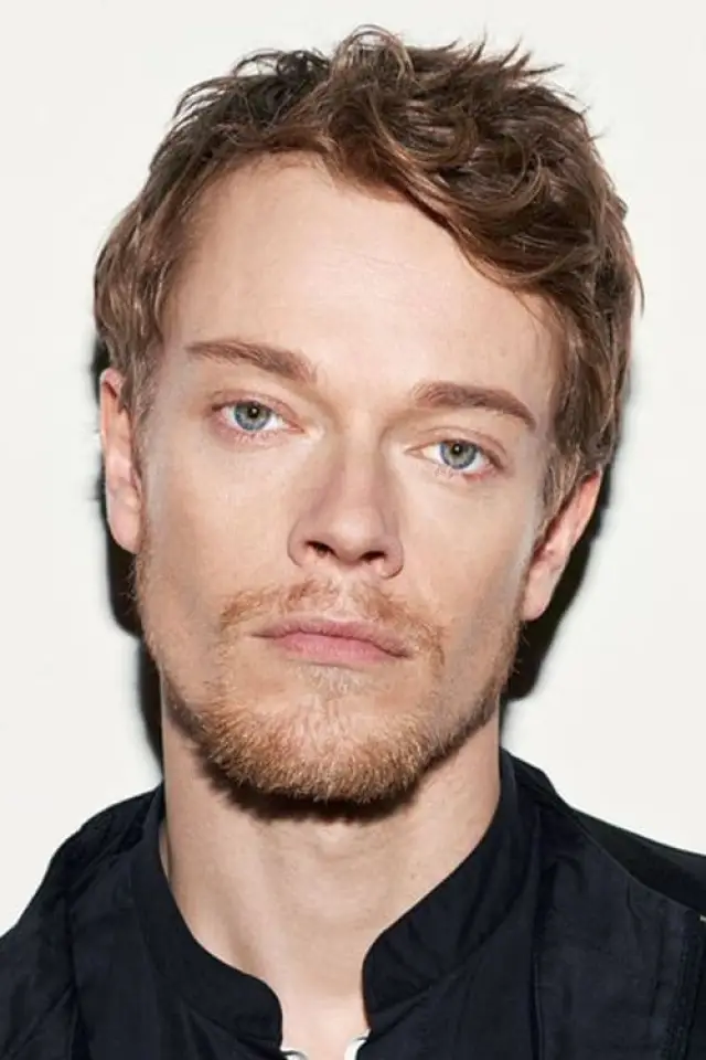 Zdjęcie Alfie Allen