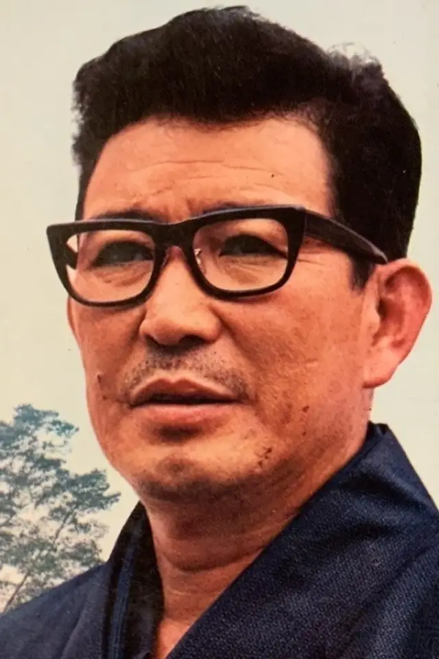 Zdjęcie  (Shinsuke Ashida)