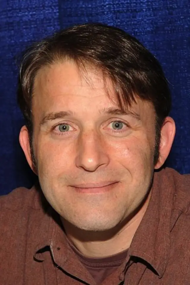 Zdjęcie  (Ilan Mitchell-Smith)