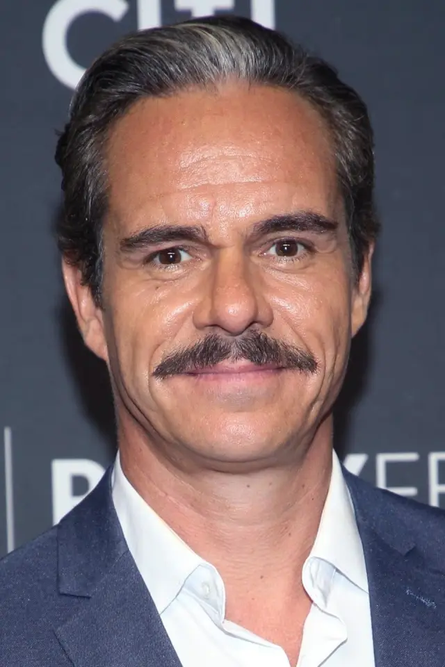 Zdjęcie Tony Dalton