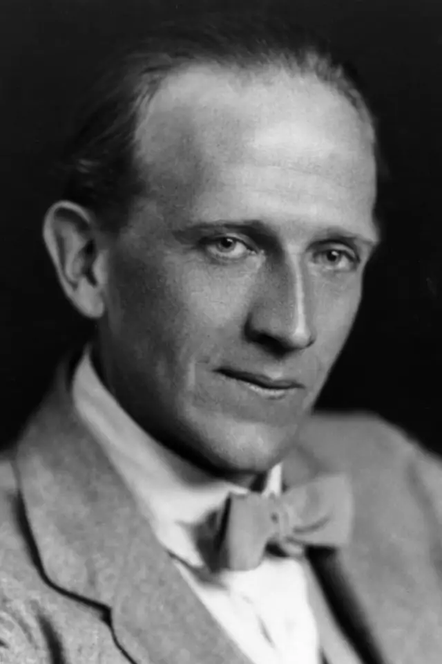 Zdjęcie A. A. Milne (A. A. Milne)