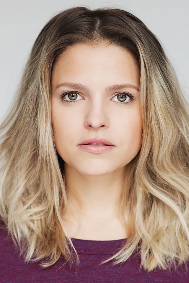 Zdjęcie Sarah-Jeanne Labrosse