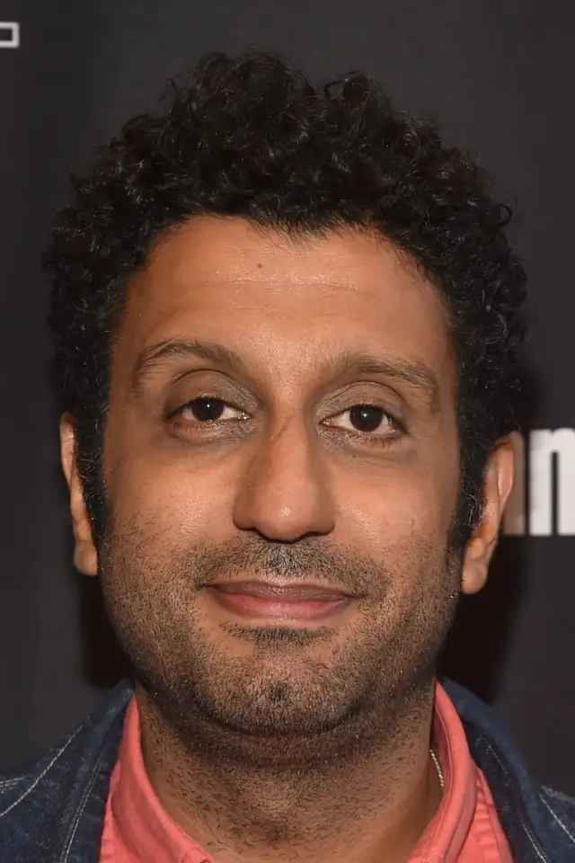 Zdjęcie Adeel Akhtar