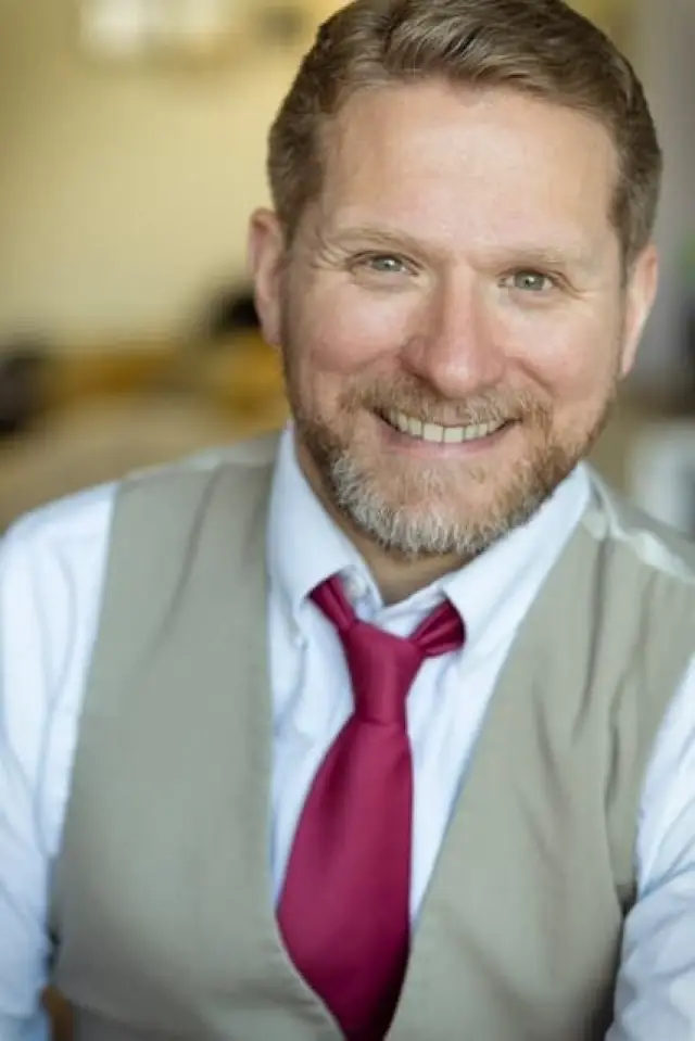 Zdjęcie Timothy J. Cox
