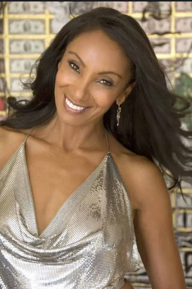 Zdjęcie Dżulija Braun z Centrum Miasta (Downtown Julie Brown)