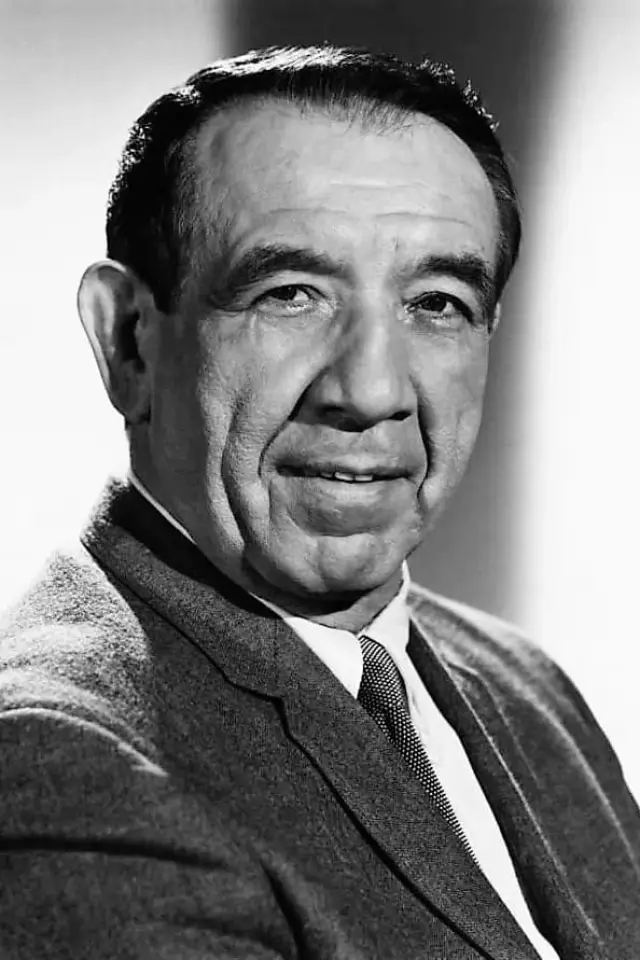 Zdjęcie Mike Mazurki