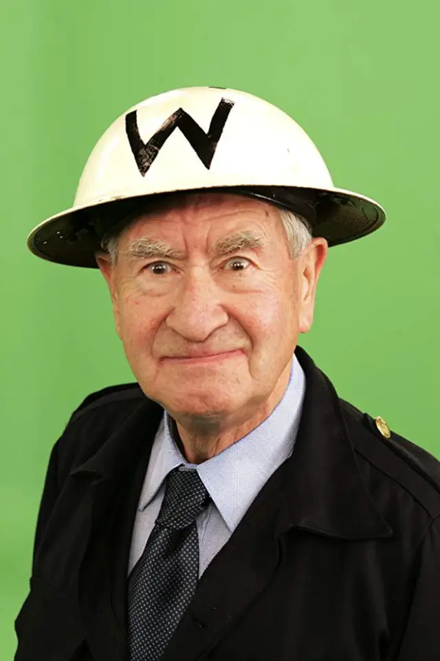Zdjęcie  (Bill Pertwee)