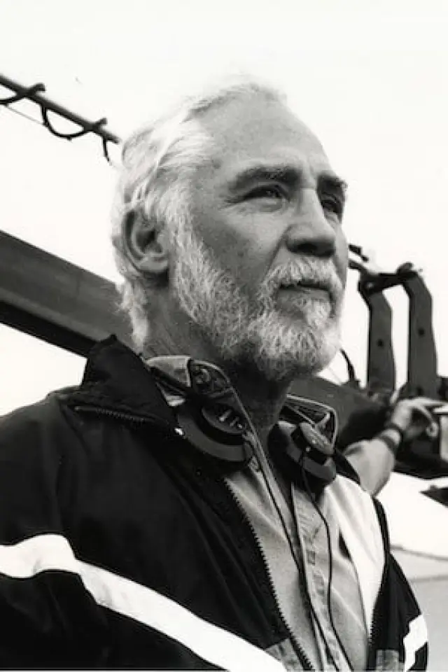 Zdjęcie Robert M. Young