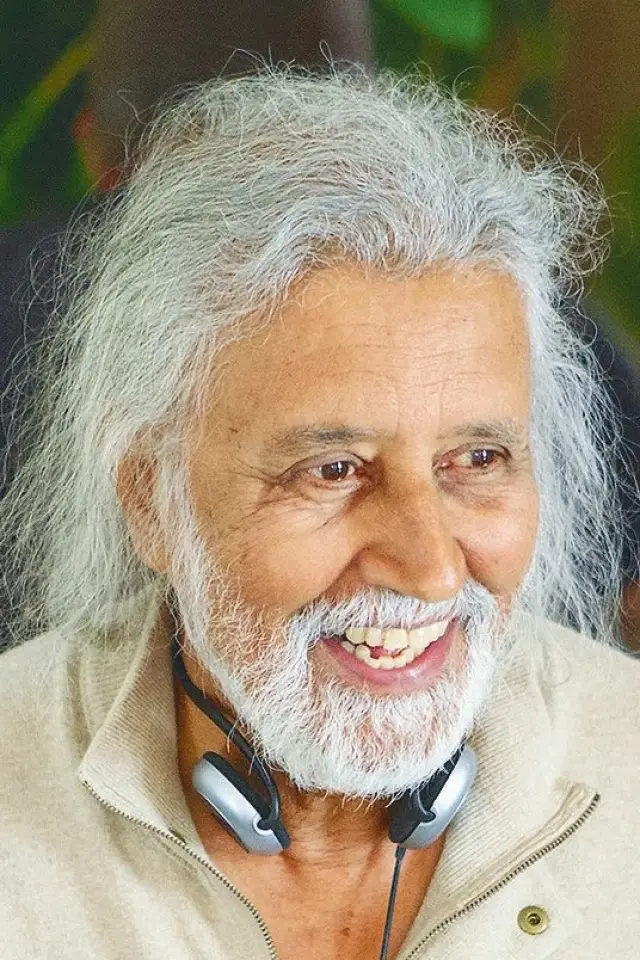 Zdjęcie Vic Sarin (Vic Sarin)