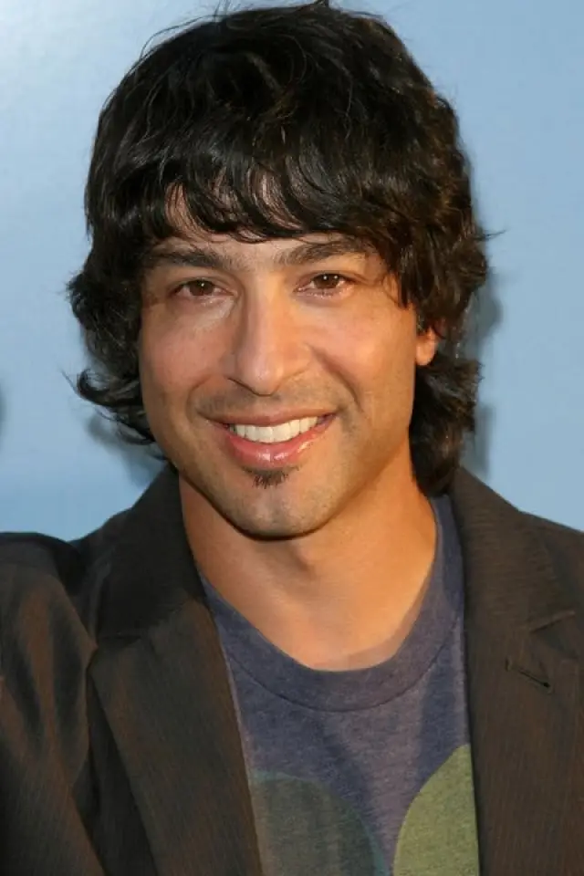 Zdjęcie  (Arj Barker)
