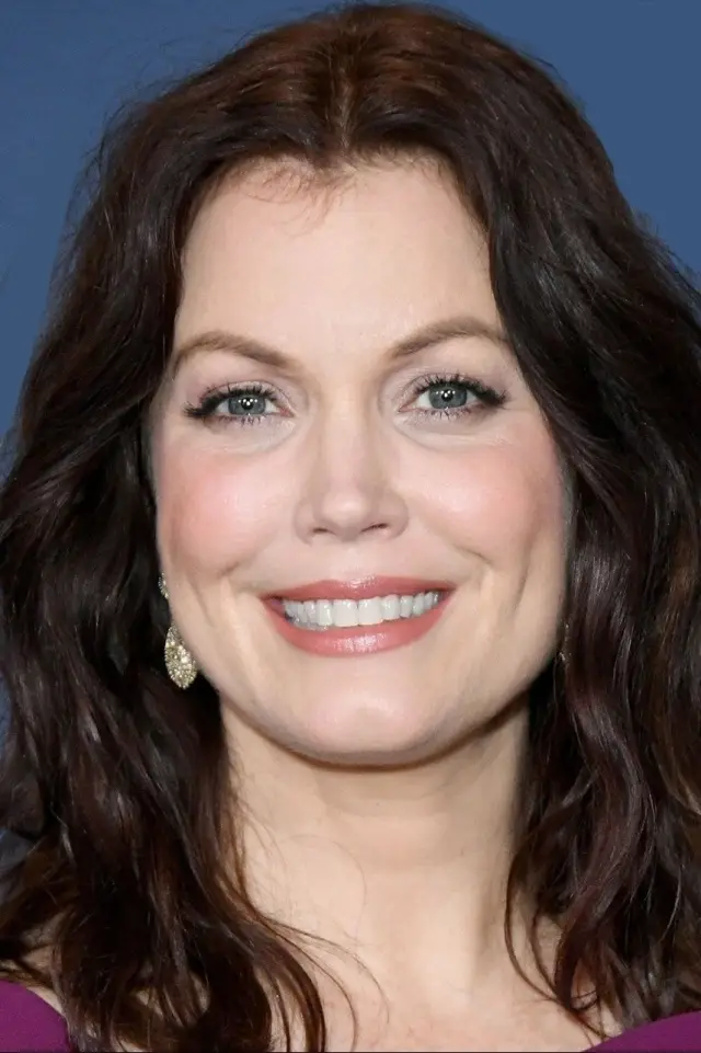 Zdjęcie Bellamy Young