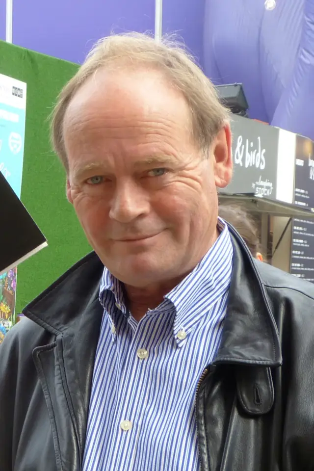Zdjęcie  (John Lloyd)