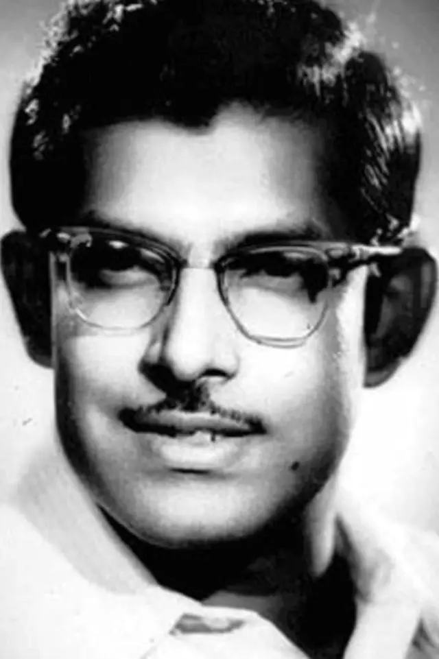 Zdjęcie  (Hrishikesh Mukherjee)
