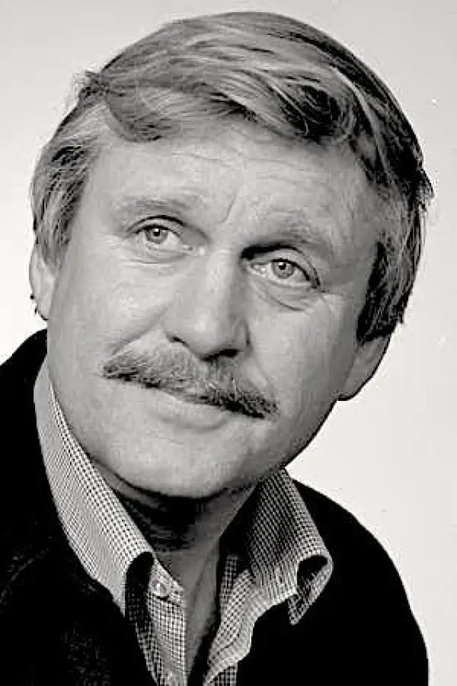 Zdjęcie  (Sverre Holm)