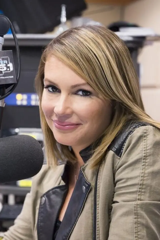 Zdjęcie  (Angie Martinez)