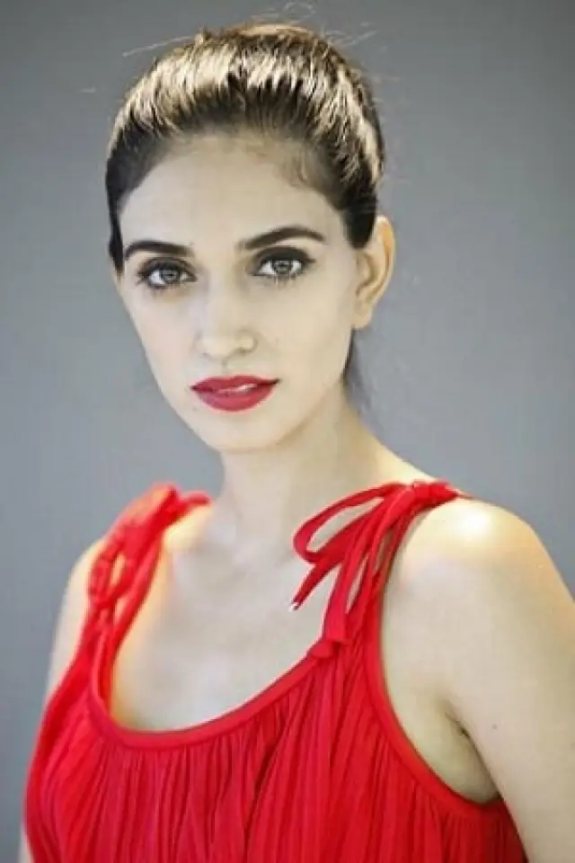 Zdjęcie  (Liraz Charhi)