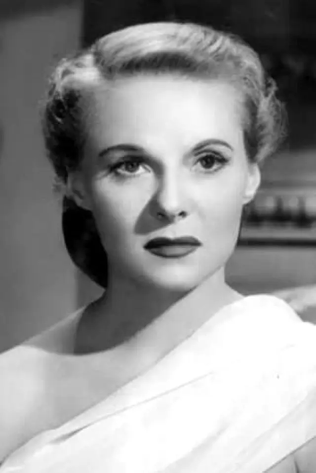 Zdjęcie  (Ann E. Todd)