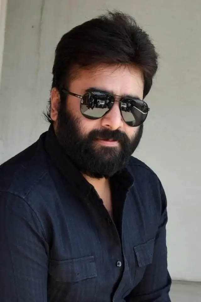 Zdjęcie  (Nara Rohith)