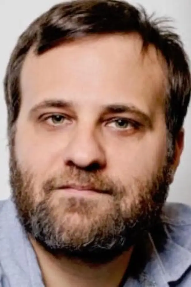 Zdjęcie  (Nick August-Perna)