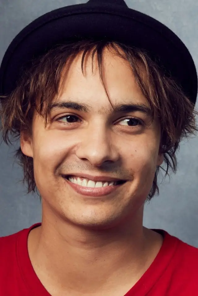Zdjęcie Frank Dillane