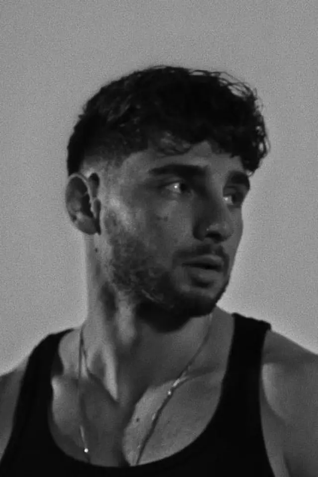 Zdjęcie  (Ethan Rose)