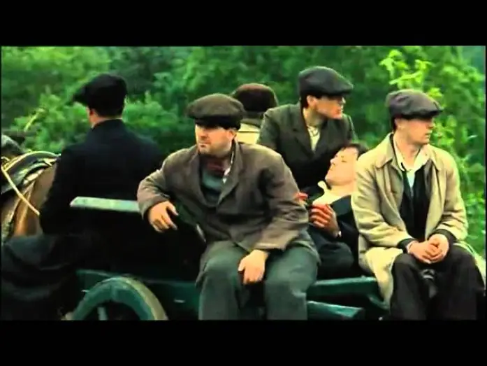 Wideo do filmu Wiatr buszujący w jęczmieniu — Official Trailer