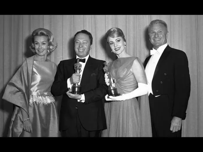 Wideo do filmu West Side Story — La Dolce Vita and West Side Story Win Costume Design: 1962 Oscars