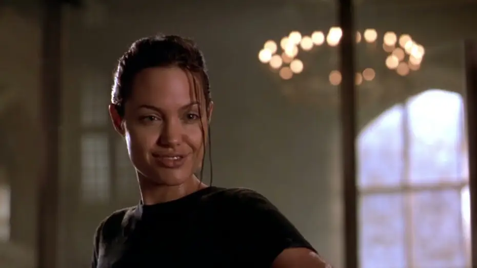 Wideo do filmu Lara Croft: Tomb Raider — Lara Croft: Tomb Raider Trailer - 20th Anniversary