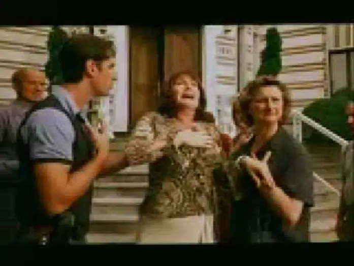 Wideo do filmu Mambo Italiano — Mambo italiano (2003) - Movie Trailer