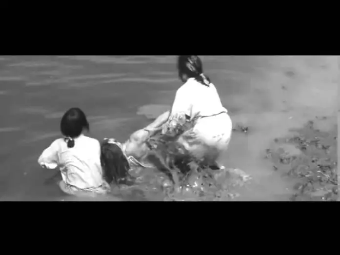 Wideo do filmu Kobieta-diabeł — Onibaba (1964) - Devil Woman Trailer