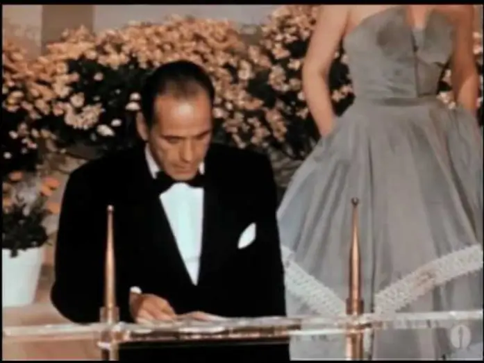 Wideo do filmu Afrykańska królowa — Humphrey Bogart Wins Best Actor: 1952 Oscars