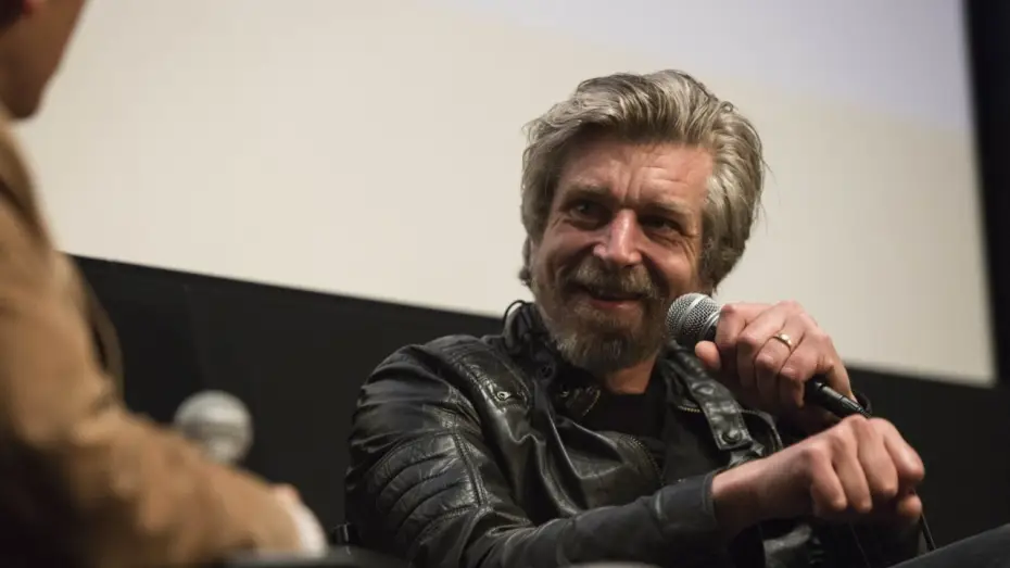 Wideo do filmu Idioci — Karl Ove Knausgaard on Lars Von Trier's The Idiots