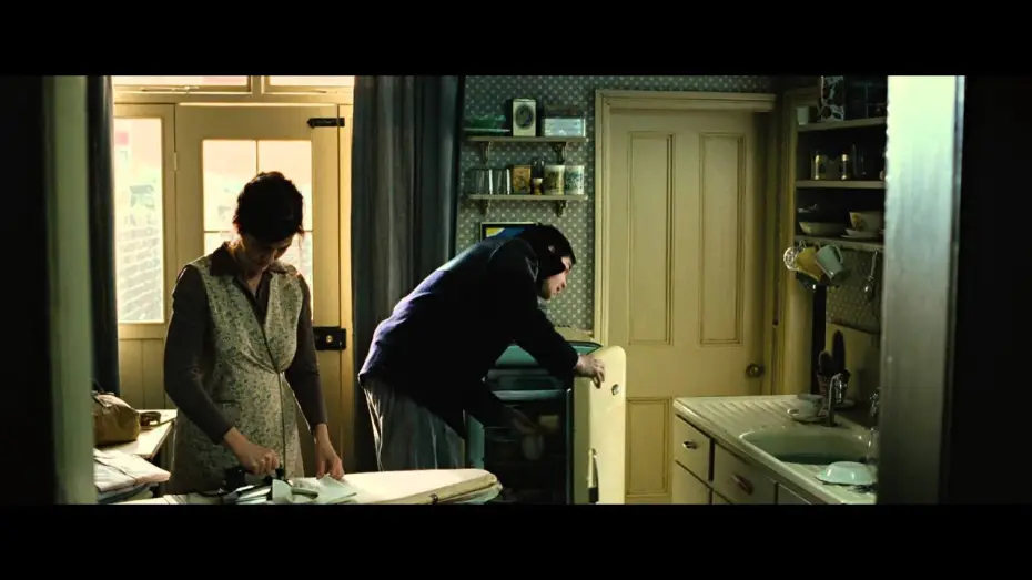 Wideo do filmu Across the Universe — Across the Universe   - Trailer