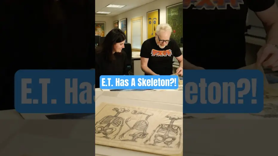 Wideo do filmu E.T. — Adam Savage Discovers E.T.’s Terrifying Skeleton!