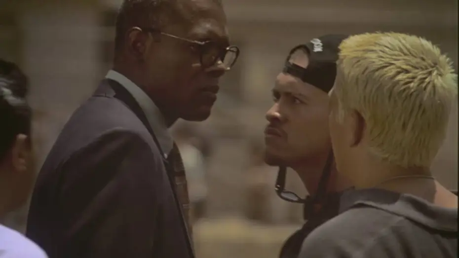 Wideo do filmu Paragraf 187 — Trailer 187 – EINE TÖDLICHE ZAHL (Deutsch) mit Samuel L. Jackson