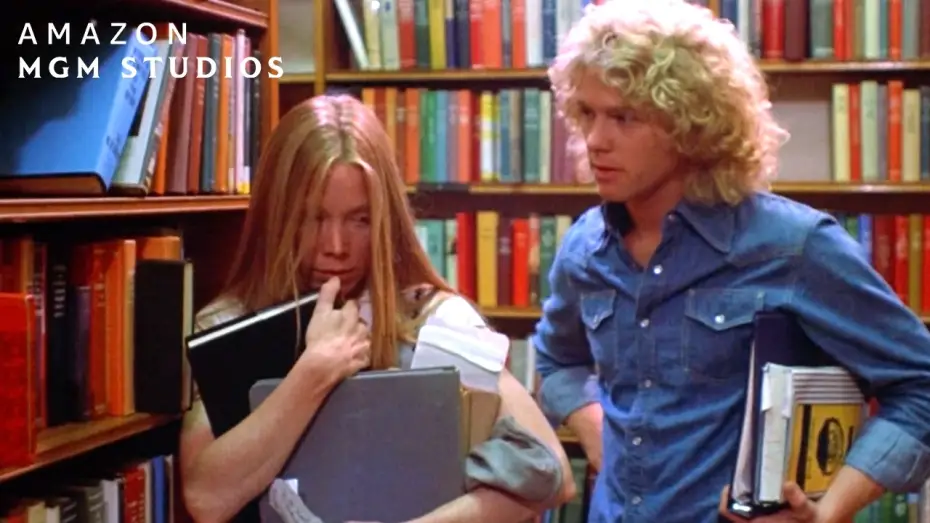 Wideo do filmu Carrie — Tommy Asks Carrie to Prom